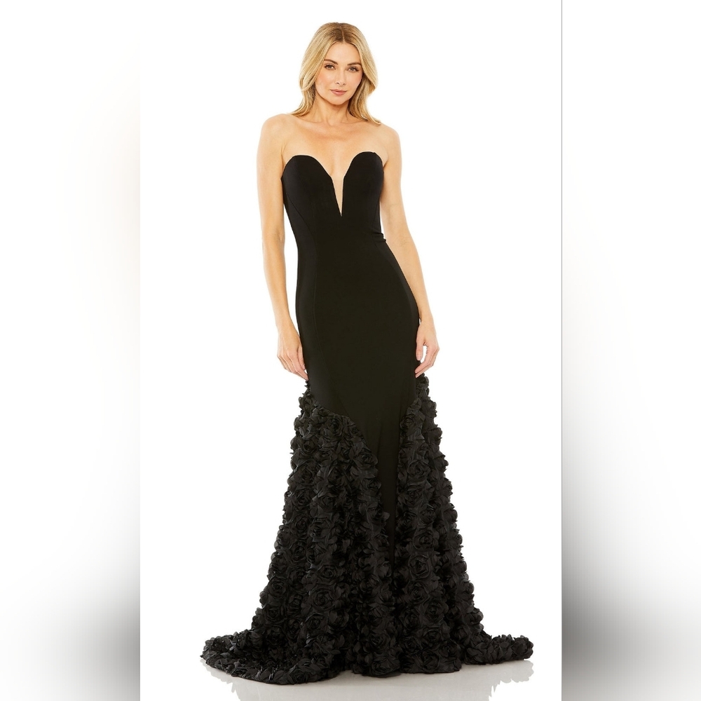 Mac Duggal Long Formal Dress 65219 Black Gown Mermaid Cut Size 8